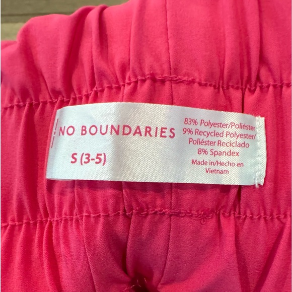 Hot Pink, high waisted shorts. Size small - Picture 3 of 3